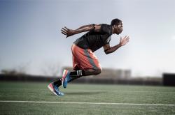 开云体育平台APP-跨越大洋的篮球对话，当北京坚韧遇上灰熊之爪，霍勒迪用冷血定义关键先生