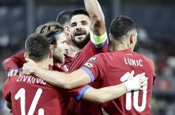 开云体育中国-荷兰队在困境中迎难而上，成功晋级欧洲杯八强