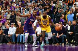 开云体育入口-湖人遭遇重大失利，被灰熊击败