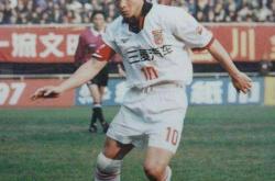 开云体育在线-太阳队新秀崭露头角，成为球队希望之星