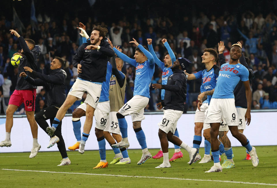 那不勒斯取胜，稳固前四位置