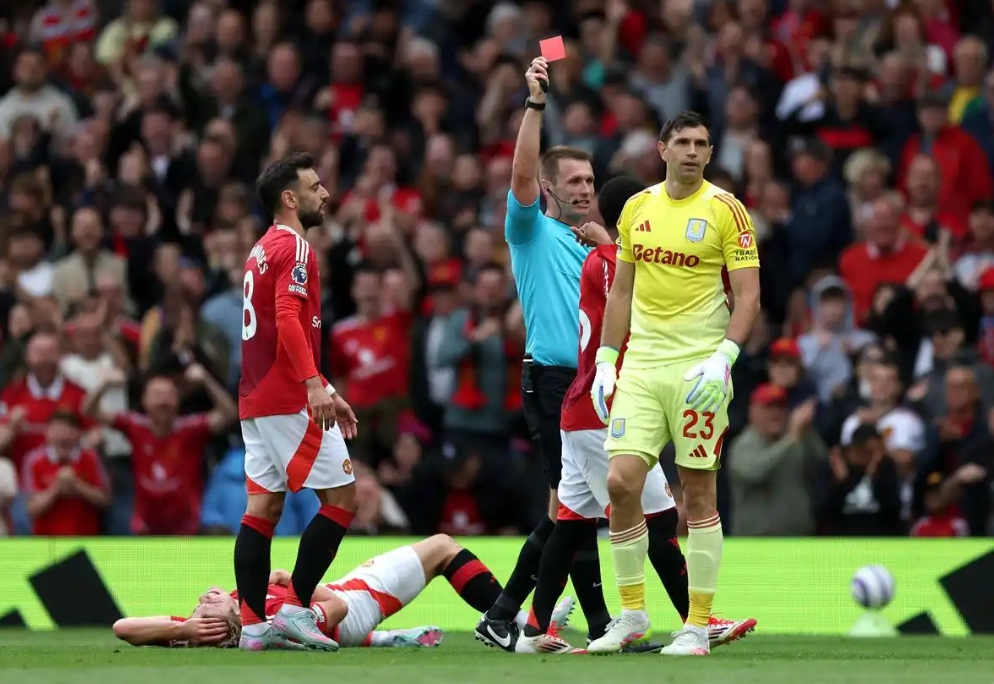 维拉客场不敌南特,球队遭遇失利 维拉客场不敌南特,球队遭遇失利