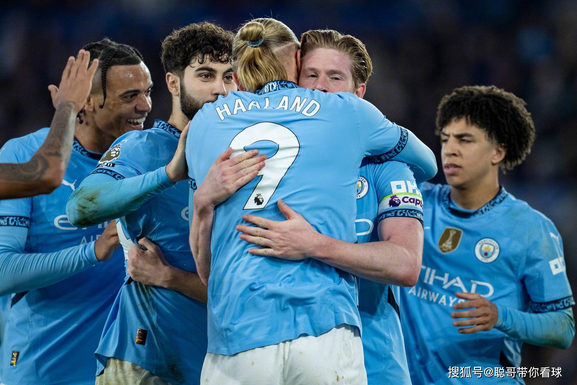 热那亚曼城两连胜！斯特林速率破门助攻的简单介绍