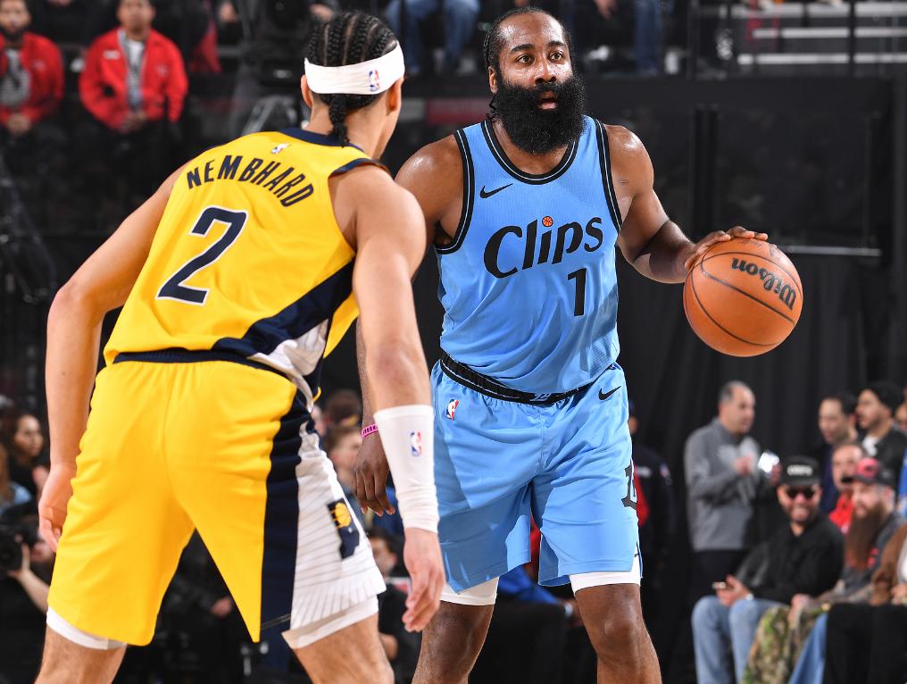 快船惨败步行者遭遇淘汰