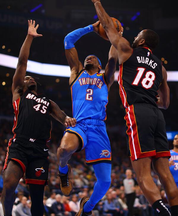 热火大胜魔术，终结两连败