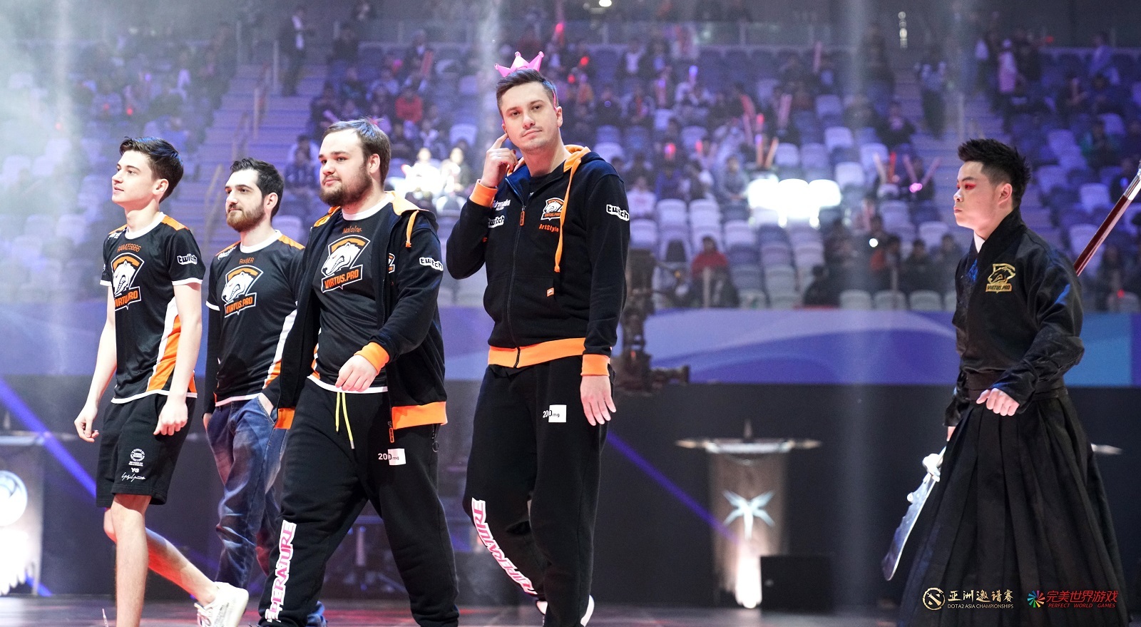 EG碾压DFM,Keria操刀奇招英雄翻盘鏖战多局入围赛,留下经典瞬间 EG碾压DFM,Keria操刀奇招英雄翻盘鏖战多局入围赛,留下经典瞬间