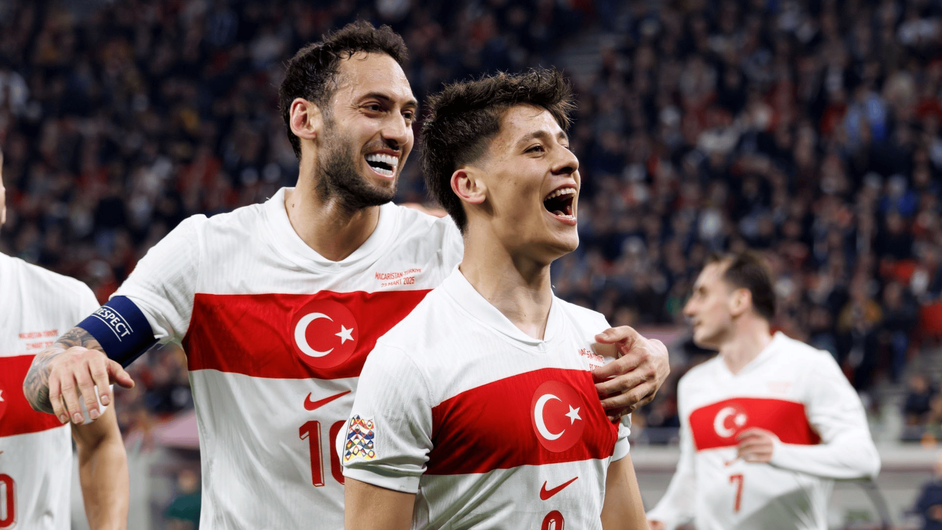 顶级球星才艺展示，欧预赛精彩纷呈！