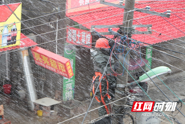 延边富德坚守防线，主场获得胜利