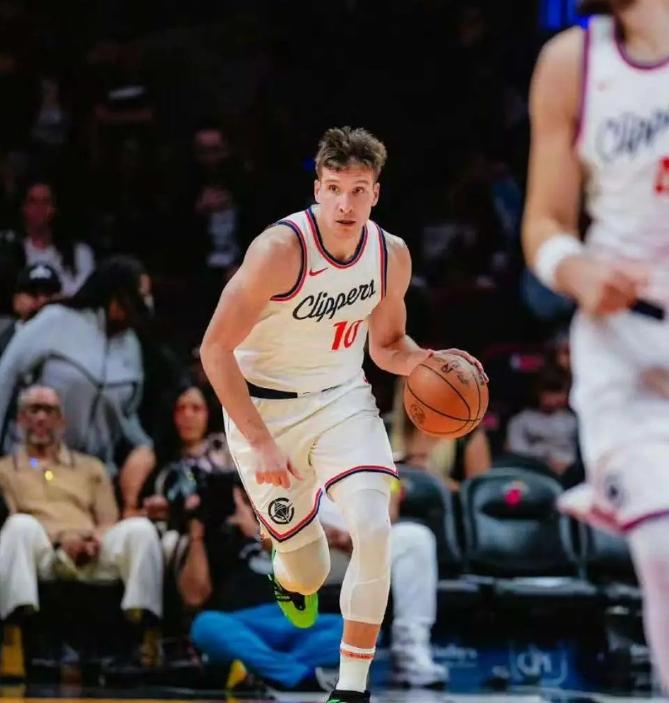 包含快船队员获得连胜,全队状态火热的词条 包含快船队员获得连胜,全队状态火热的词条