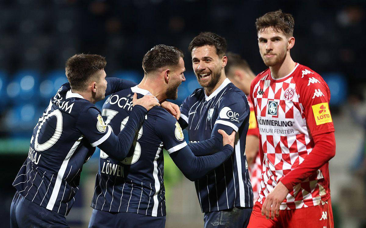 霍芬海姆遭遇客场惨败,争冠希望渺茫 霍芬海姆遭遇客场惨败,争冠希望渺茫