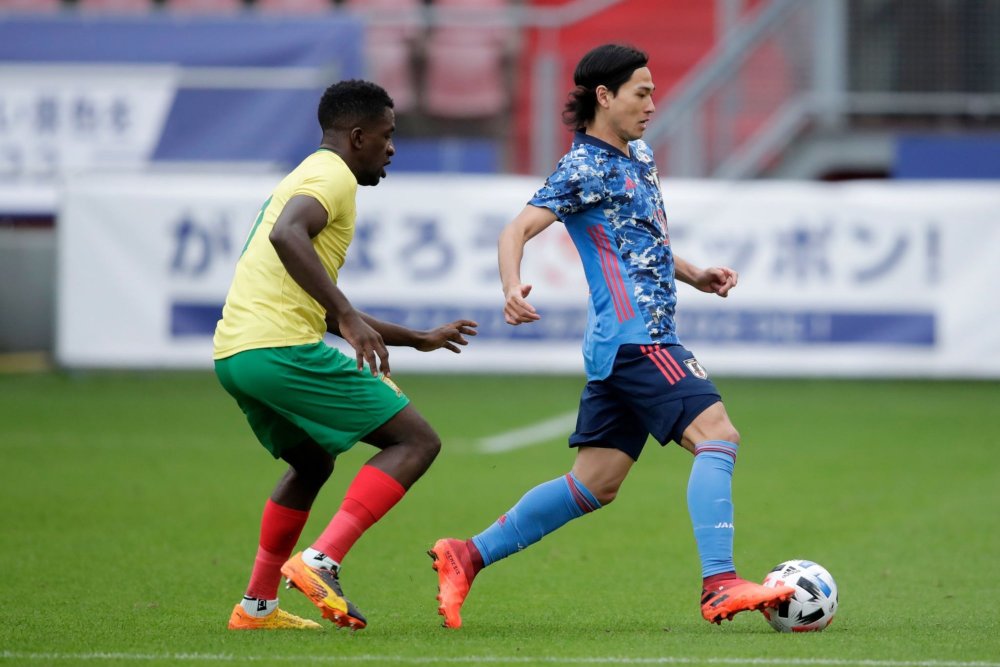 日本翻盘利物浦，阿圭罗扛起全队